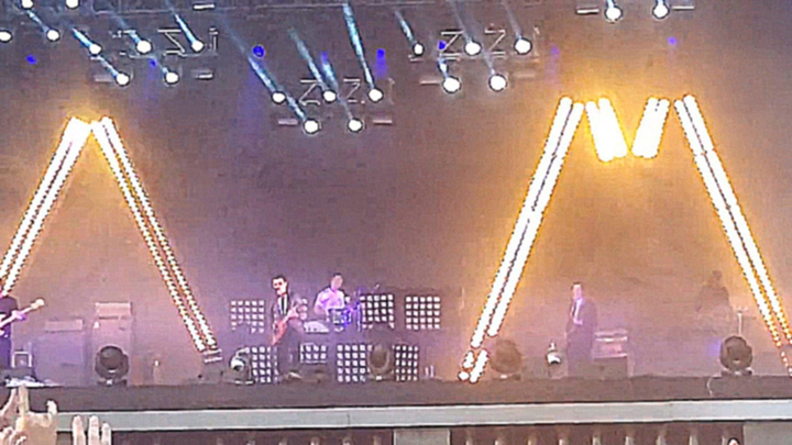 Подборка Arctic Monkeys - Do I Wanna Know @ Субботник | Фестиваль | 2013