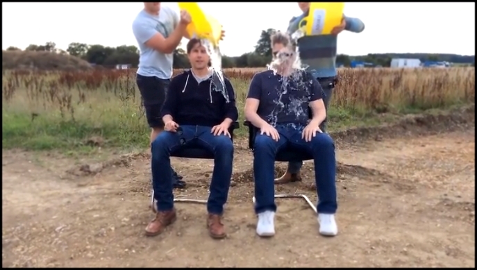 Tom Cruise and Chris McQuarrie  MISSION IMPOSSIBLE ALS Ice Bucket Challenge 19 08 2014