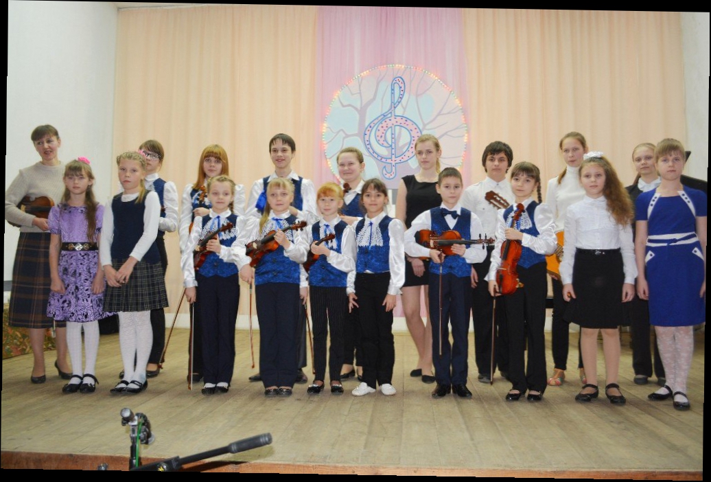 8 декабря в рамках зонального методического объединения в ДШИ п. Увельский прошел традиционный совместный концерт инструментальной музыки.