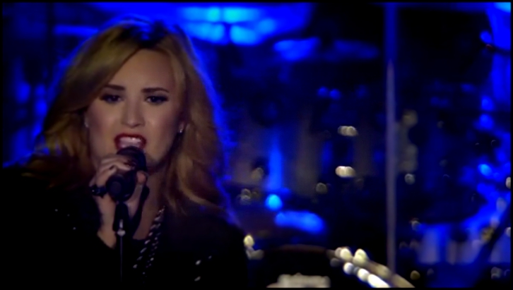 Подборка Demi Lovato - Heart Attack (VEVO Presents- Live in London) 19 06 2013