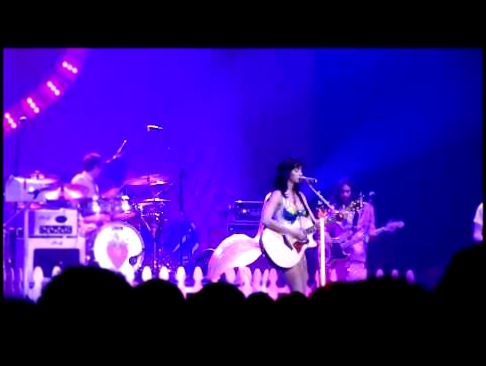 Подборка Katy Perry - Ur So Gay @ Verizon Wireless Amphitheater - Houston, TX (HD)