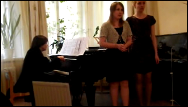Подборка Анечка Колесник поёт  дуэтом с ученицей педагога по вокалу Сорокиной Елены Борисовны.
