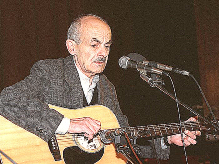 Булат Шалвович Окуджава - бард, поэт, исполнитель